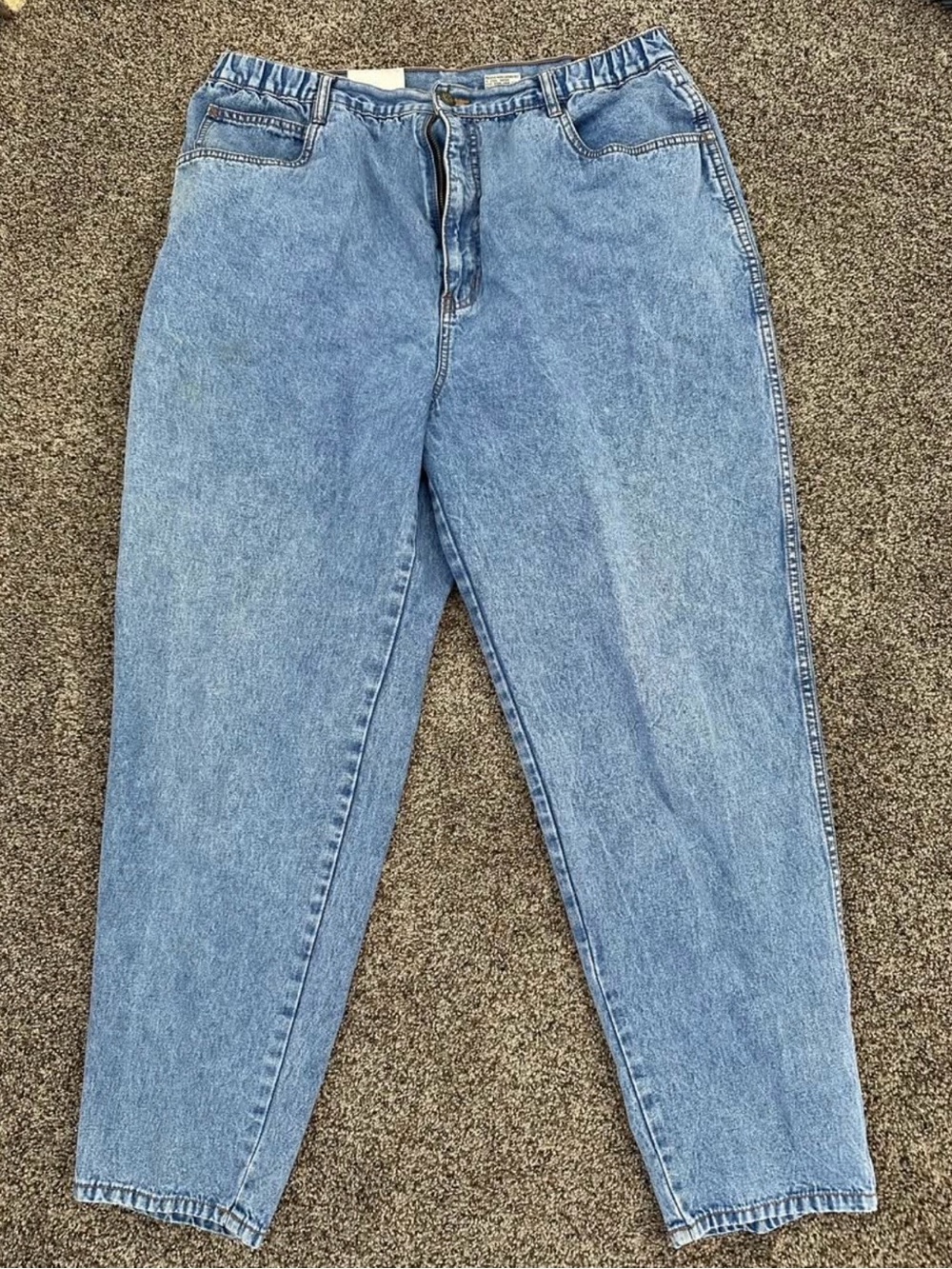 bill blass Light Wash Boyfriend Jeans